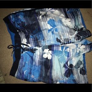 Men’s swimming trunks